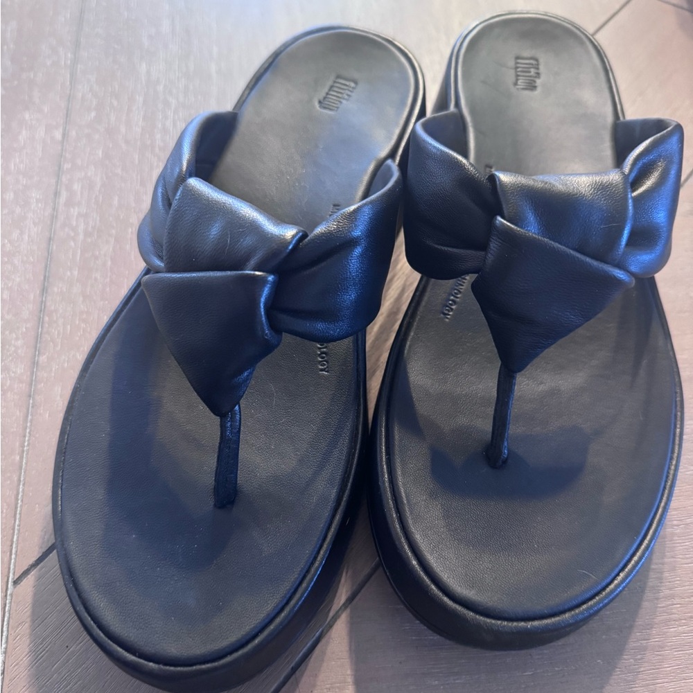FitFlop F-MODE Knot Soft-Leather Flatform Toe-Post Sandals - Picture 6 of 11